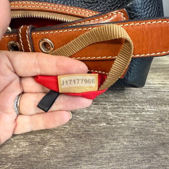 Dooney & Bourke Black Pebble Leather Shoulder Bag With Adjustable Strap & Tassel - Picture 10 of 11